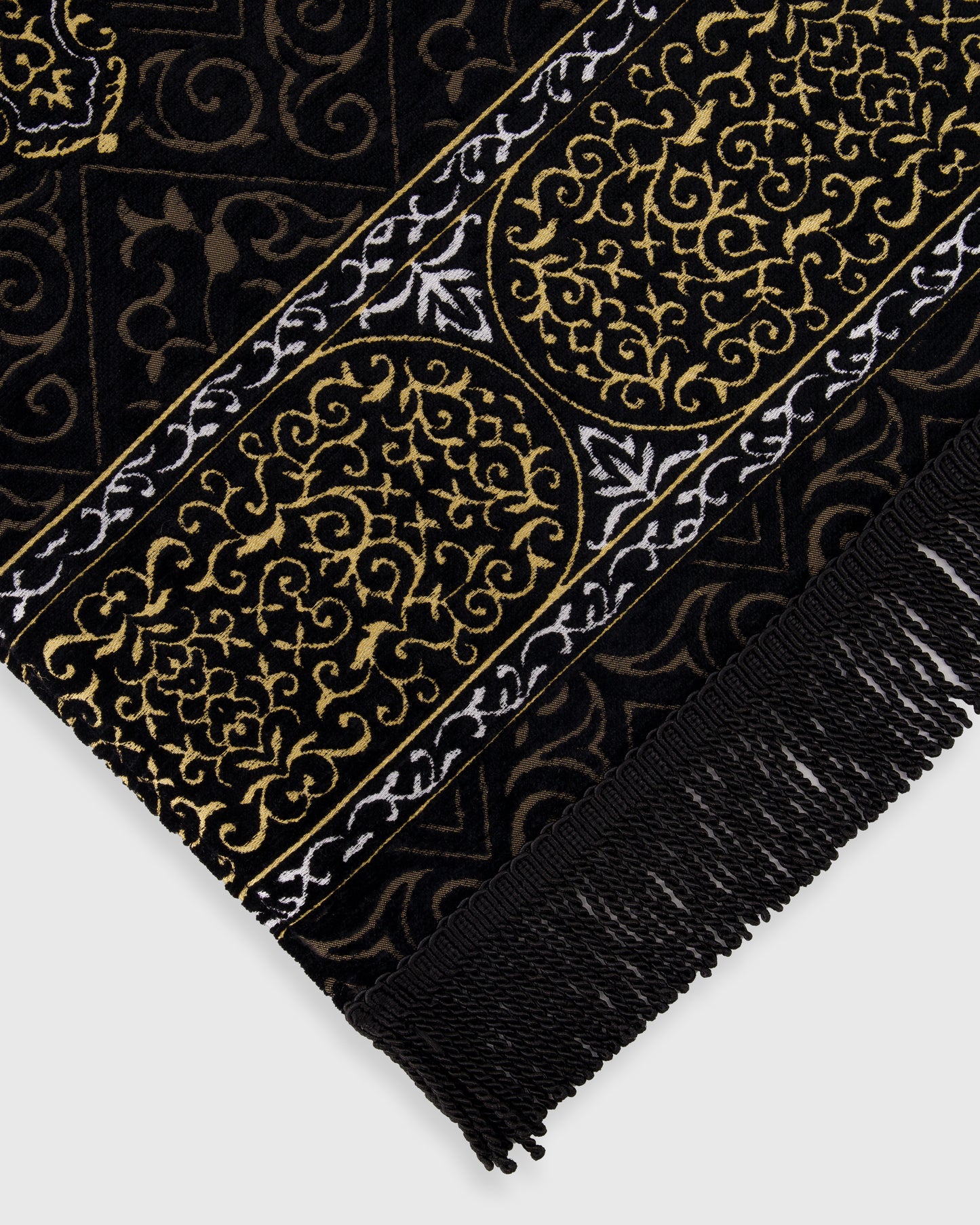 Maqam Ibrahim - Black